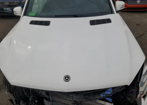 2018 Mercedes-Benz Gls 450 4Matic z USA, uszkodzony, nr VIN 4JGDF6EEXJB053491